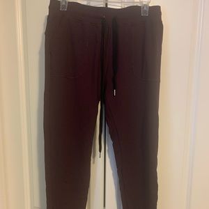 Zyia Plum Unwind Joggers